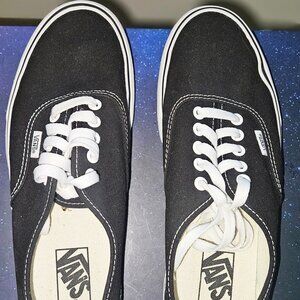 Size 8.5 Men's- Authentic Shoe